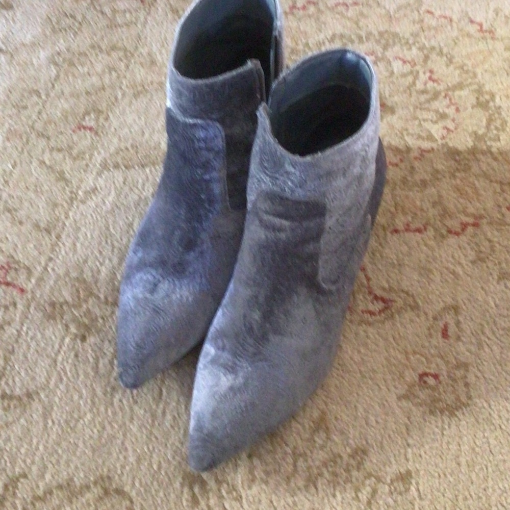 Women’s Alana by Matisse Gray Floral Jacquard Velvet Ankle Boots sz 7